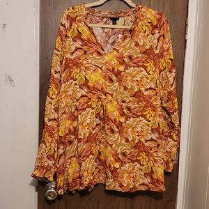 NWT Torrid floral blouse